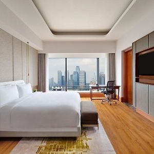 Club King Room